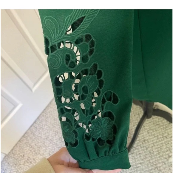 H&M SZ 2 Green Lace Sleeve Dress - Picture 5 of 13
